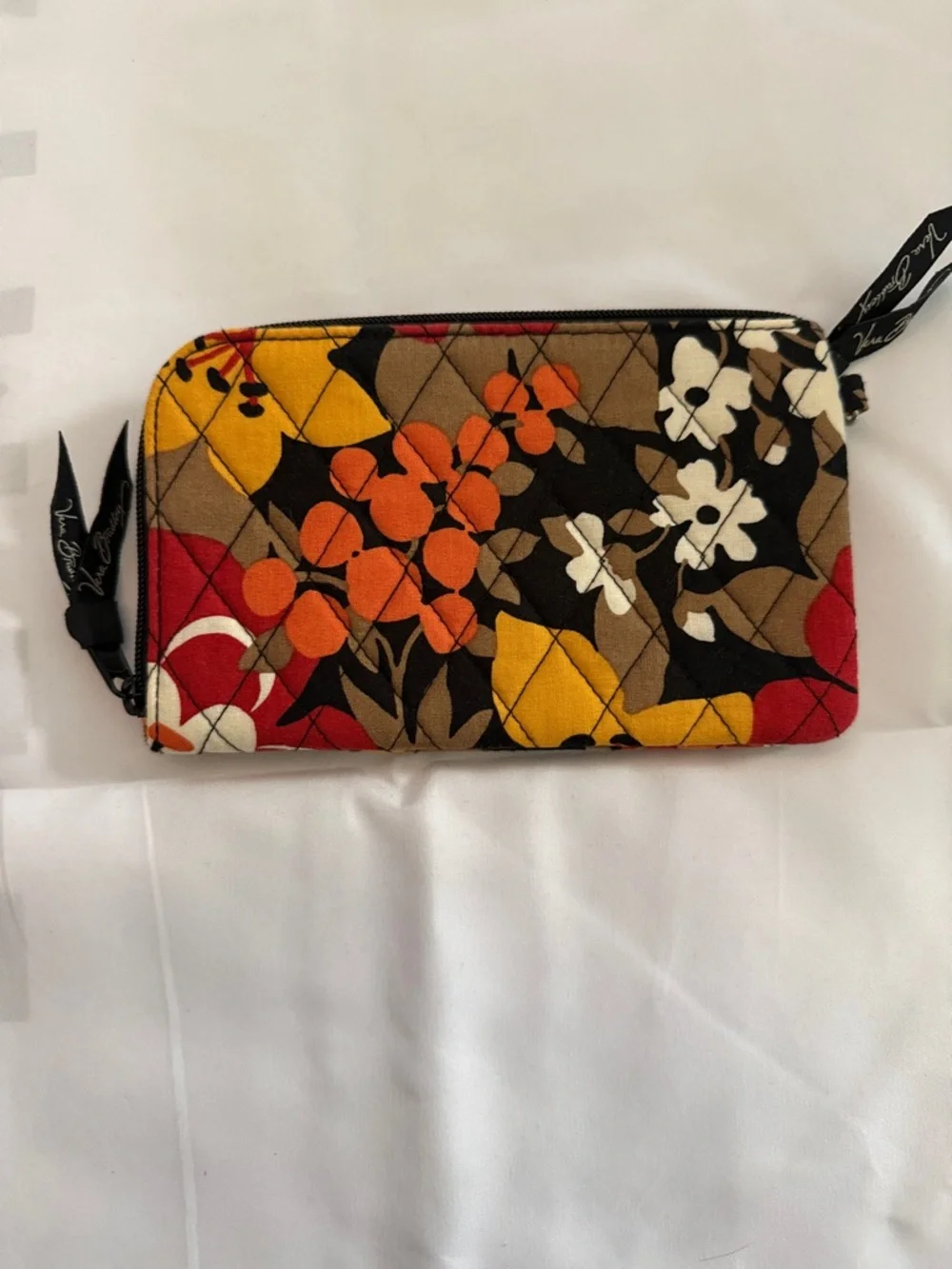 Vera Bradley Quilted Floral Wristlet Wallet - Multi Autumn Print- Like new - Picture 3 of 4